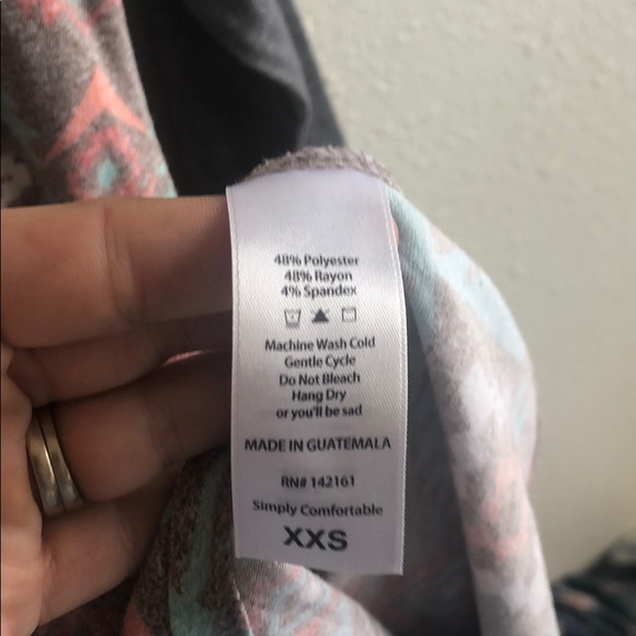 LulaRoe Randy - Picture 4 of 4